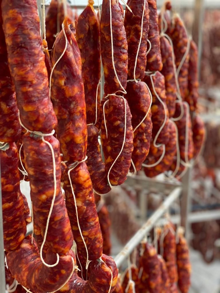 salsiccia-stagionata-salumi-carni-calabria